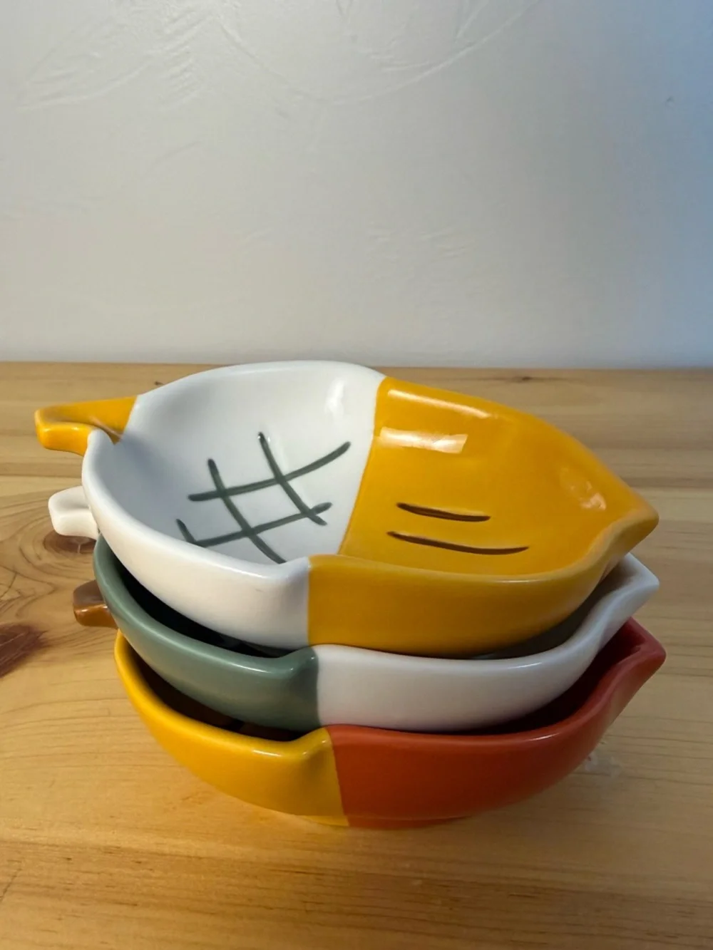 Hallmark Autumn Acorns‎ Stacking Bowls Trinket Dish Set of 3 Fall Ceramic